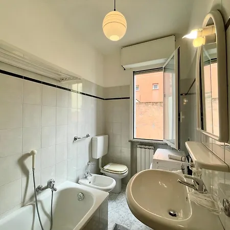 300 Mt Dal Mare, Bilocale Vicino Al Centro * Loano