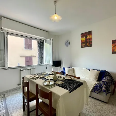 300 Mt Dal Mare, Bilocale Vicino Al Centro *