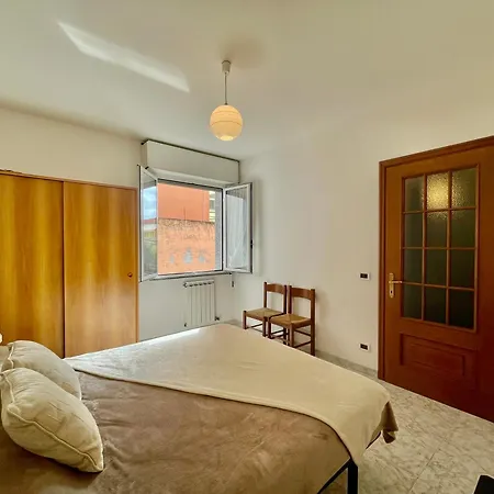 Appartement 300 Mt Dal Mare, Bilocale Vicino Al Centro Loano